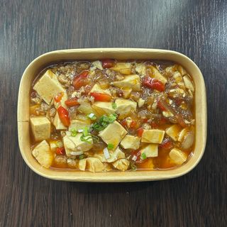Tofu con carne piccante