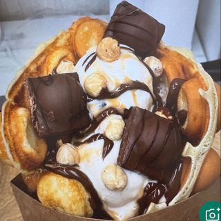 Bubble Waffle Duplo con Gelato
