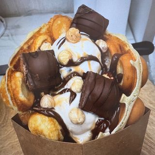 Bubble Waffle Duplo con Yogurt