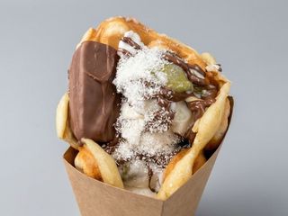 Bubble Waffle Bounty con Gelato