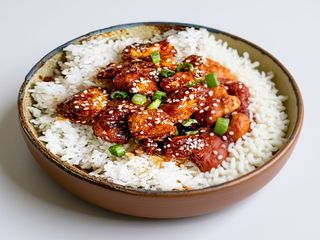 Korean Fried Chicken. 6 pezzi di Chicken (Aletti con osso) Con riso