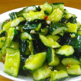 Insalata di cetrioli