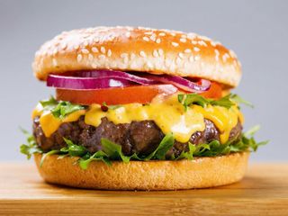 spicy pounder menu
