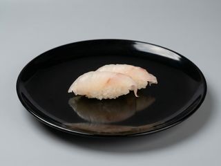 132. Nigiri suzuki