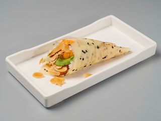 88. Temaki spicy sake plus