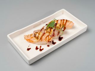 141.Nigiri mix scottato