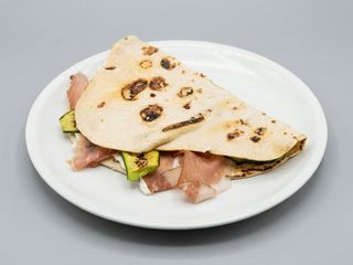 17. Piadina con speck, robiola di pura capra e zucchine