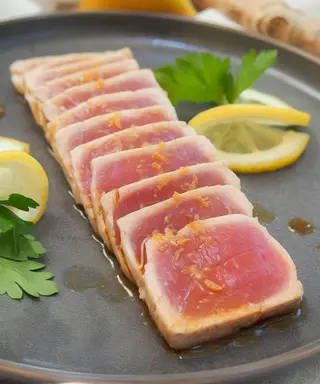 55. Tonno tataki