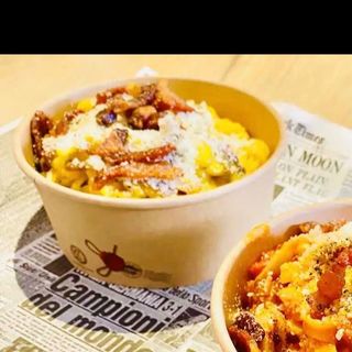 POKÉ È BIBITA PACCHERI CARBONARA E BIBITA A SCELTA