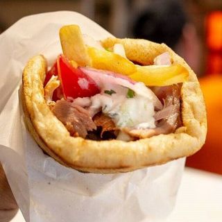 Pita bifteki gemisto