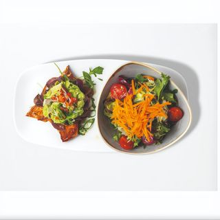 Insalata mista con Petto di pollo fritto