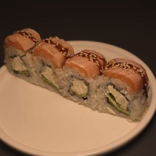 Akira roll