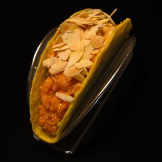 Taco  spicy salmone 1pz.