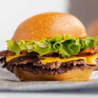 classic burger