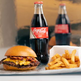 menù cheeseburger