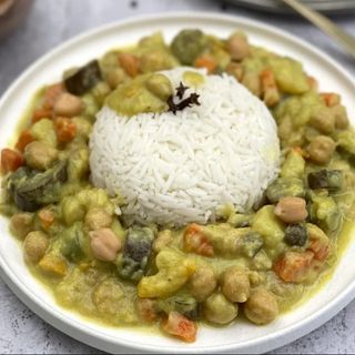 Riso Basmati Bio al Curry con Verdurine, Edamame e Crema di Cocco