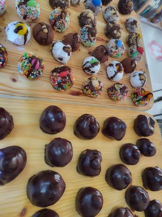 Cioccolatini artigianali baci tartufini