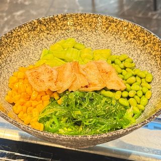 P 07. Chicken poke
