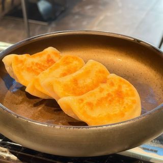 16. Ravioli alla griglia con carne