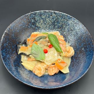 63. Gamberi con verdura e curry verde in latte di cocco