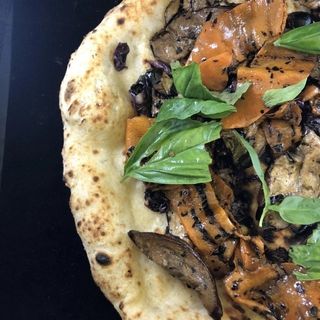 Focaccia e verdure grigliate