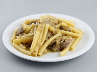 Ziti alla genovese napoletana