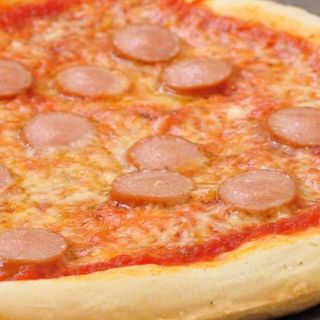 Pizza wurstel
