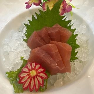 68 Sashimi Tuna