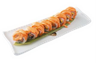 119 uramaki Sake spicy