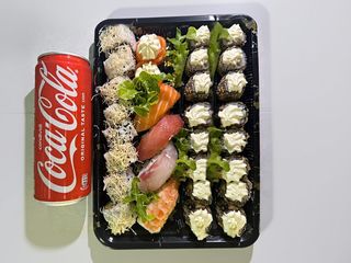 BOXSUSHI 22PZ+1LATTINA OMMAGIO