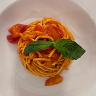 Spaghetti freschi al Pomodoro