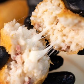 Supplì provola e speck