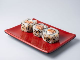 Uramaki spicy tuna