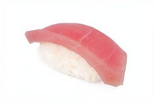 77 Nigiri tonno scottato