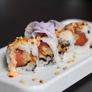 349 URAMAKI CALAMARI
