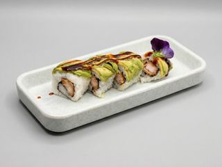 362 URAMAKI EBI AVOCADO