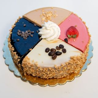 Torta gelato glassata a spicchi da 1 kg