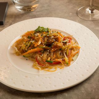 spaghetti di soia con verdure