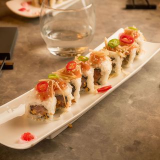 spicy tuna crispy roll