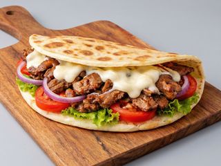 Piadina kebap maxi con mozzarella