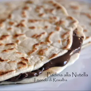 PIADINA CON NUTELLA