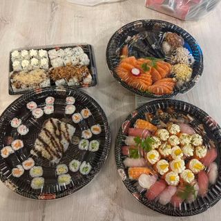 Box sushi famiglia 138 pezzi