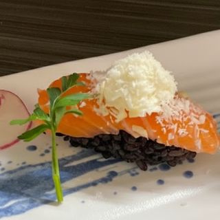 G16. nigiri phila cocco (riso venere)