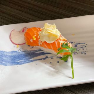 N15. nigiri phila mandorle