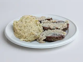 Manzo all'olio con polenta