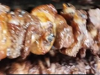 Polenta e spiedo a tochei