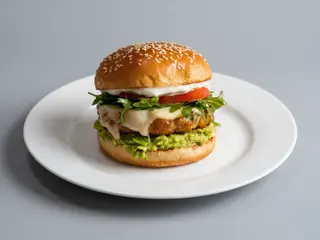 Holy Guacamole Burger menu  Patate f. Anelli di cipolla  6 ac )