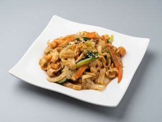 Ramen saltati gamberi