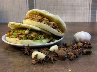 Hamburger cinese con manzo