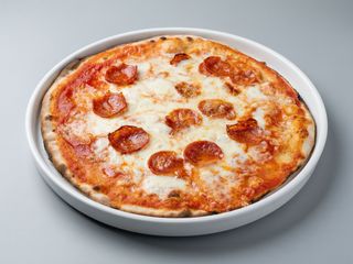 Pizza calabrese